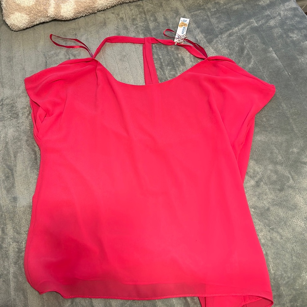 Super cute pink nice going out top